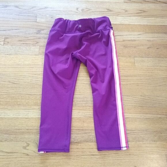 Athleta Contender Side Stripe Capri Leggings M EUC - Picture 2 of 3